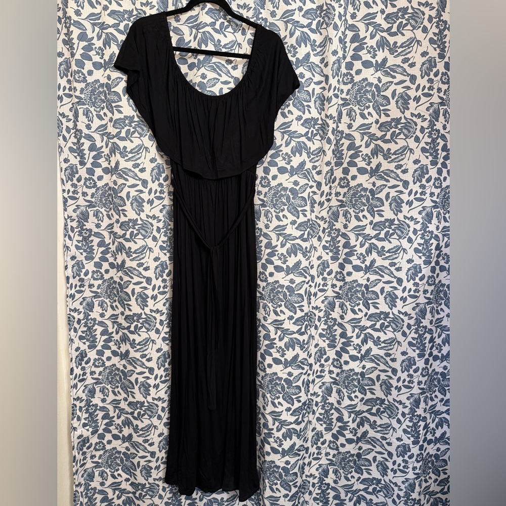 NWOT Filly Flair Off-the-Shoulder Knit Maxi Dress